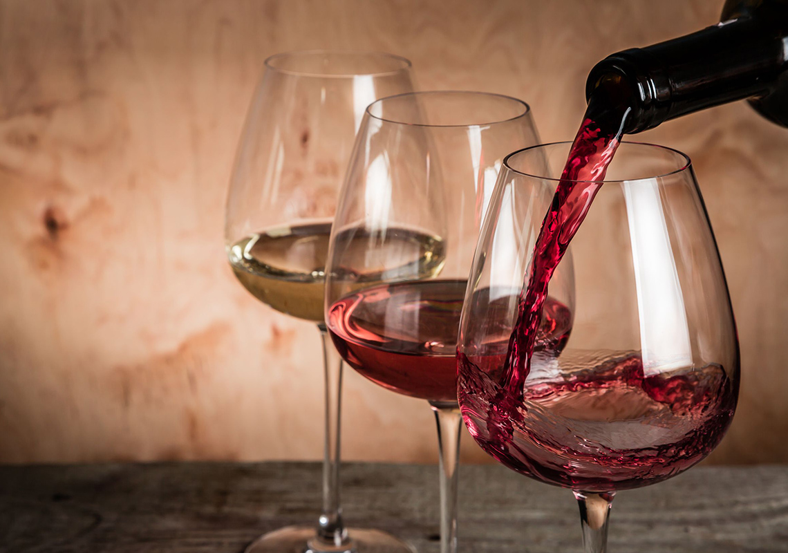 Bicchieri da vino, ecco quali scegliere per assaporarlo al meglio